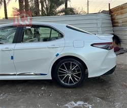 تۆیۆتا کامری